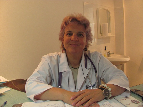Dr. Dumitru Melania